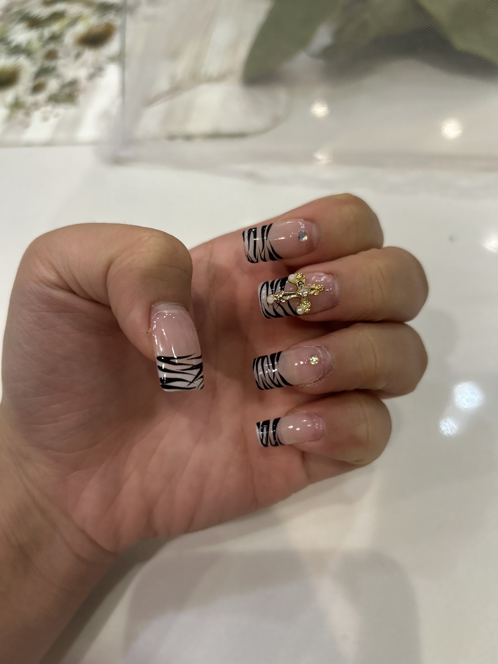 T T Nail nail photo 6